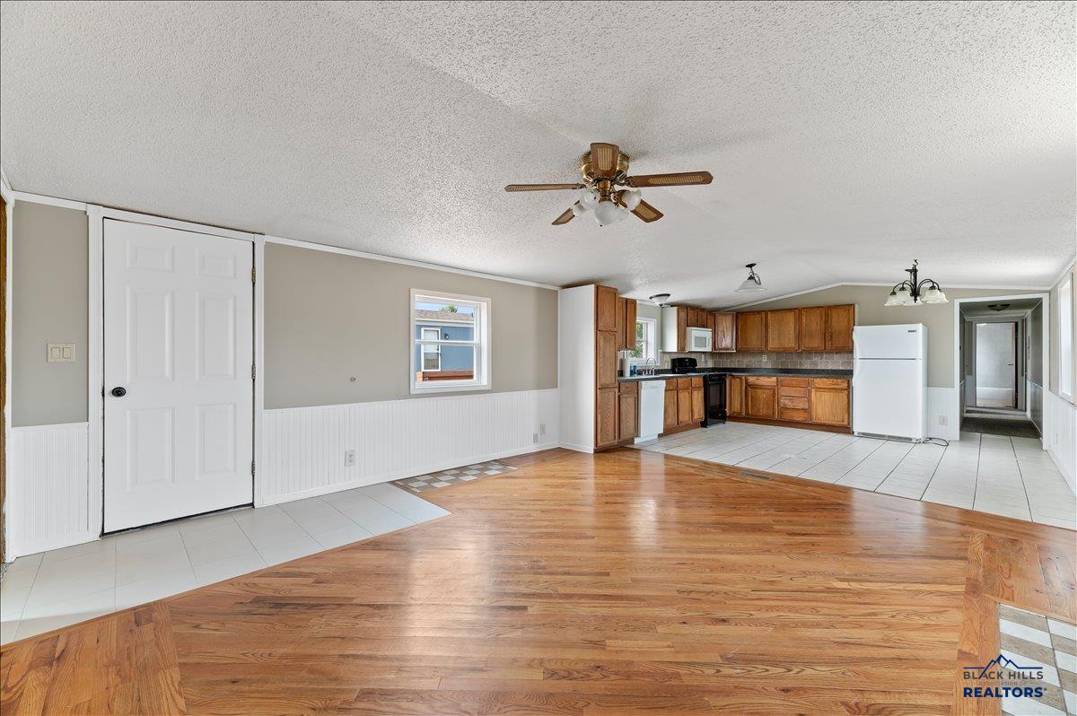 1308 SPEARFISH MOUNTAIN LN