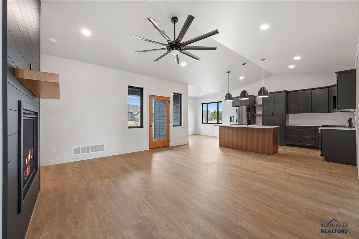 4521 CALLAWAY DR