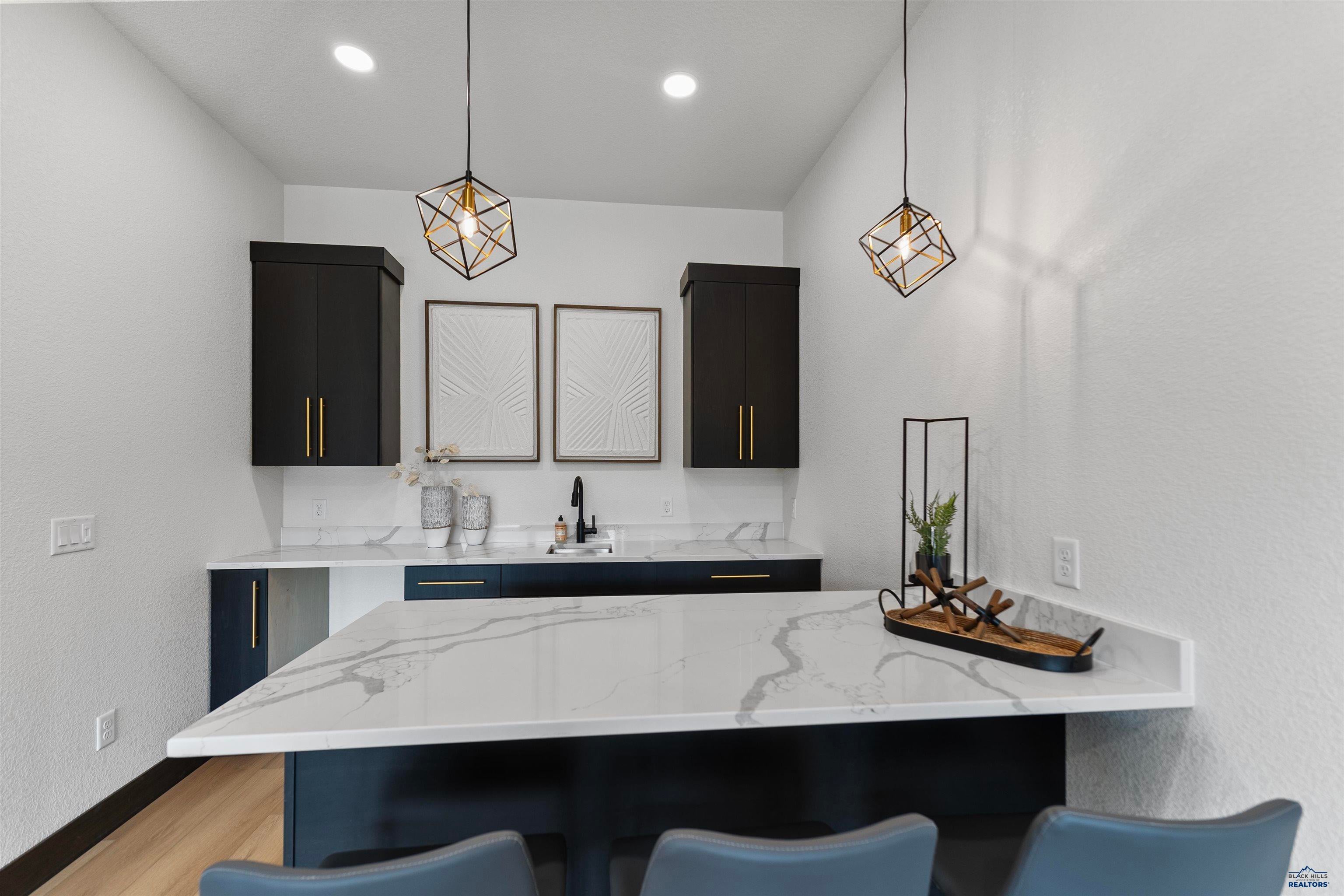 21271 DANCING SKY LN