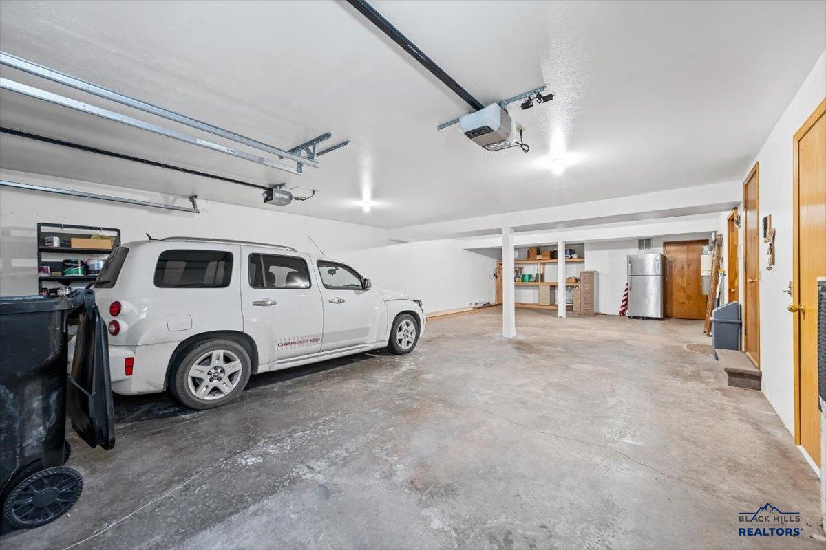 330 FAIRWAY DR