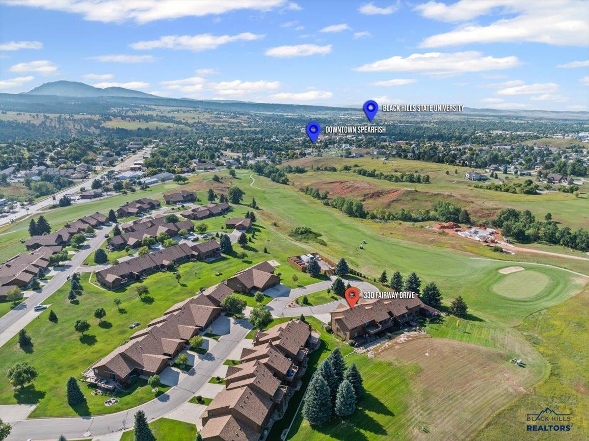330 FAIRWAY DR