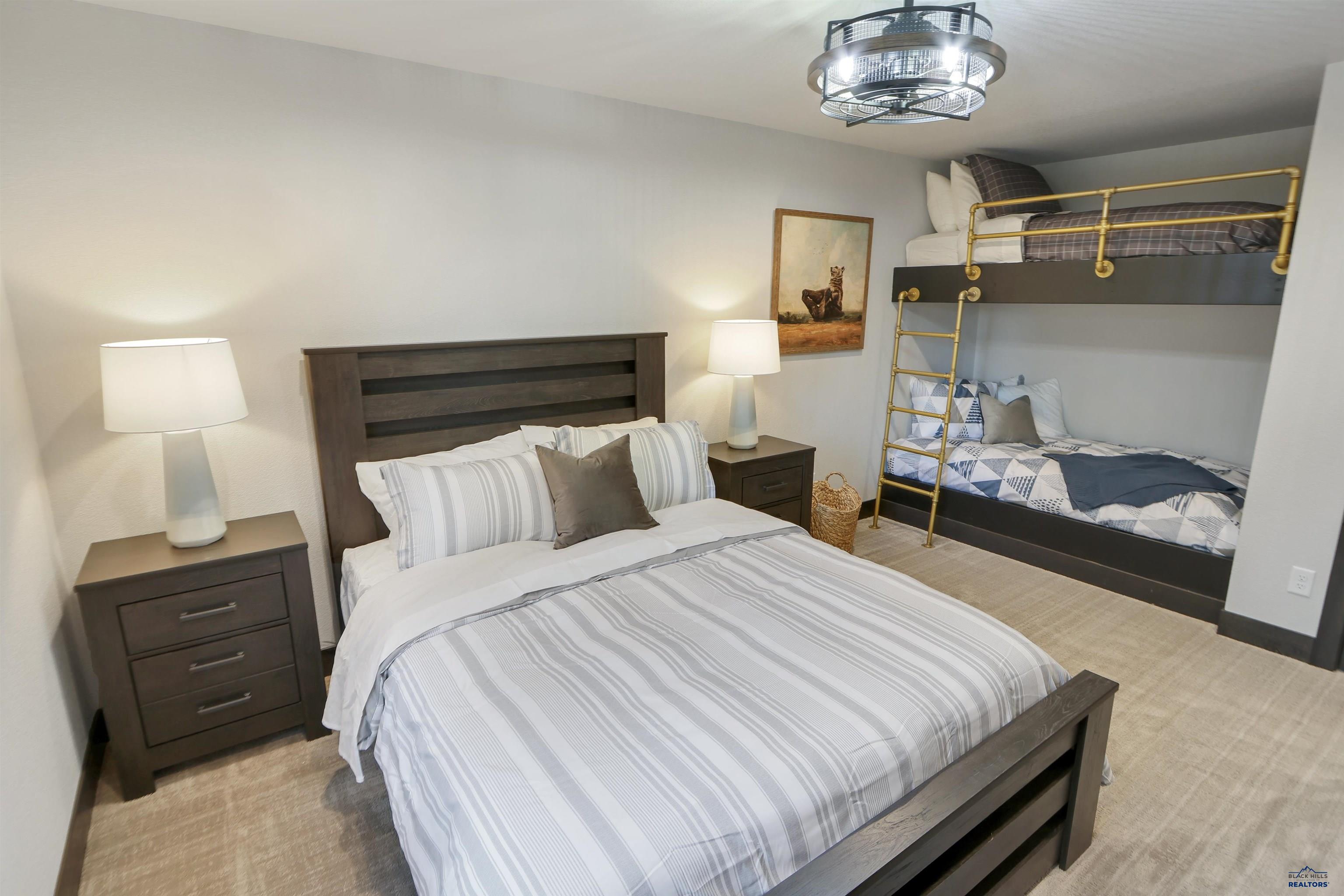 11307 TRAILSIDE LOOP