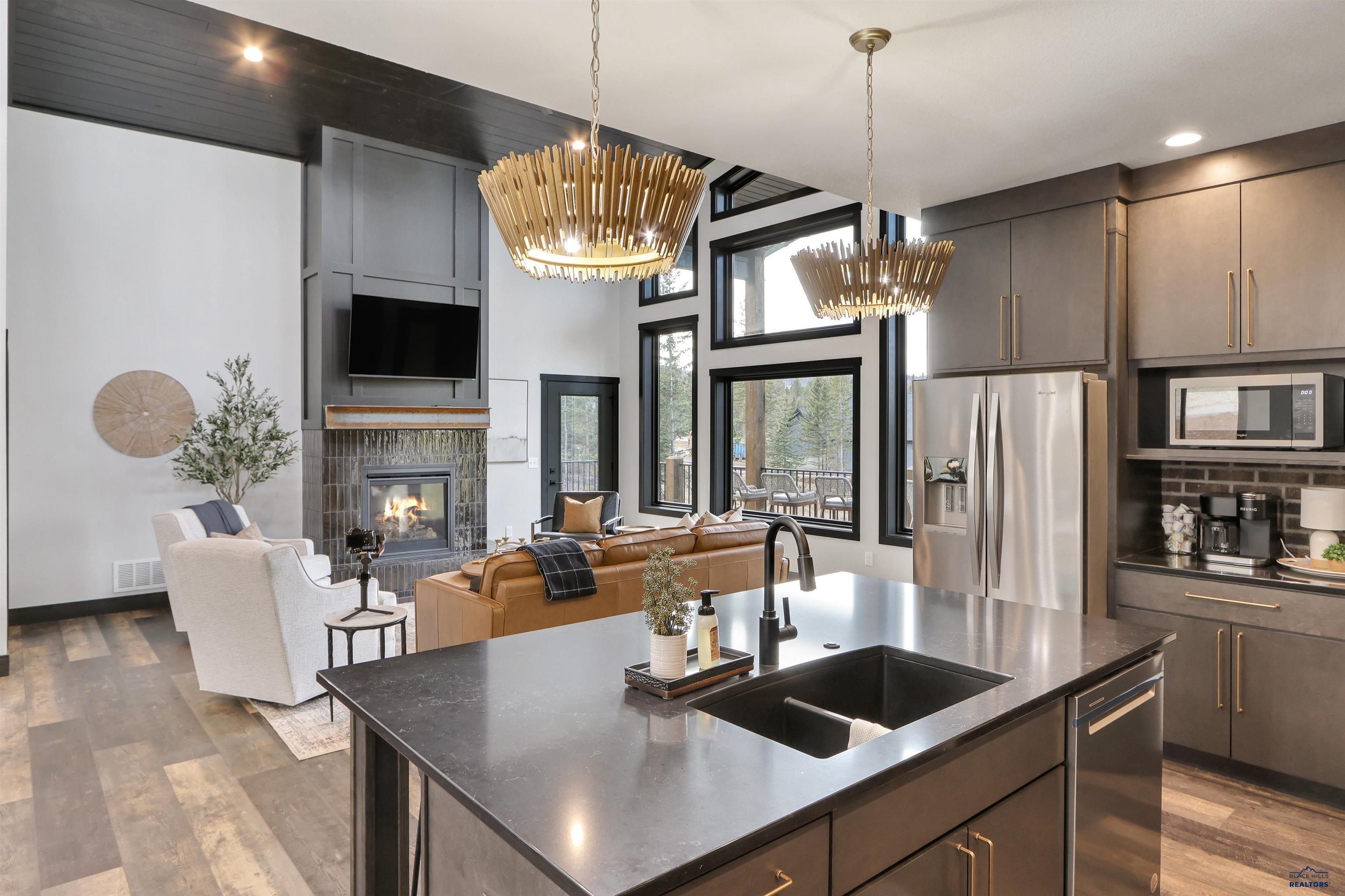 11307 TRAILSIDE LOOP