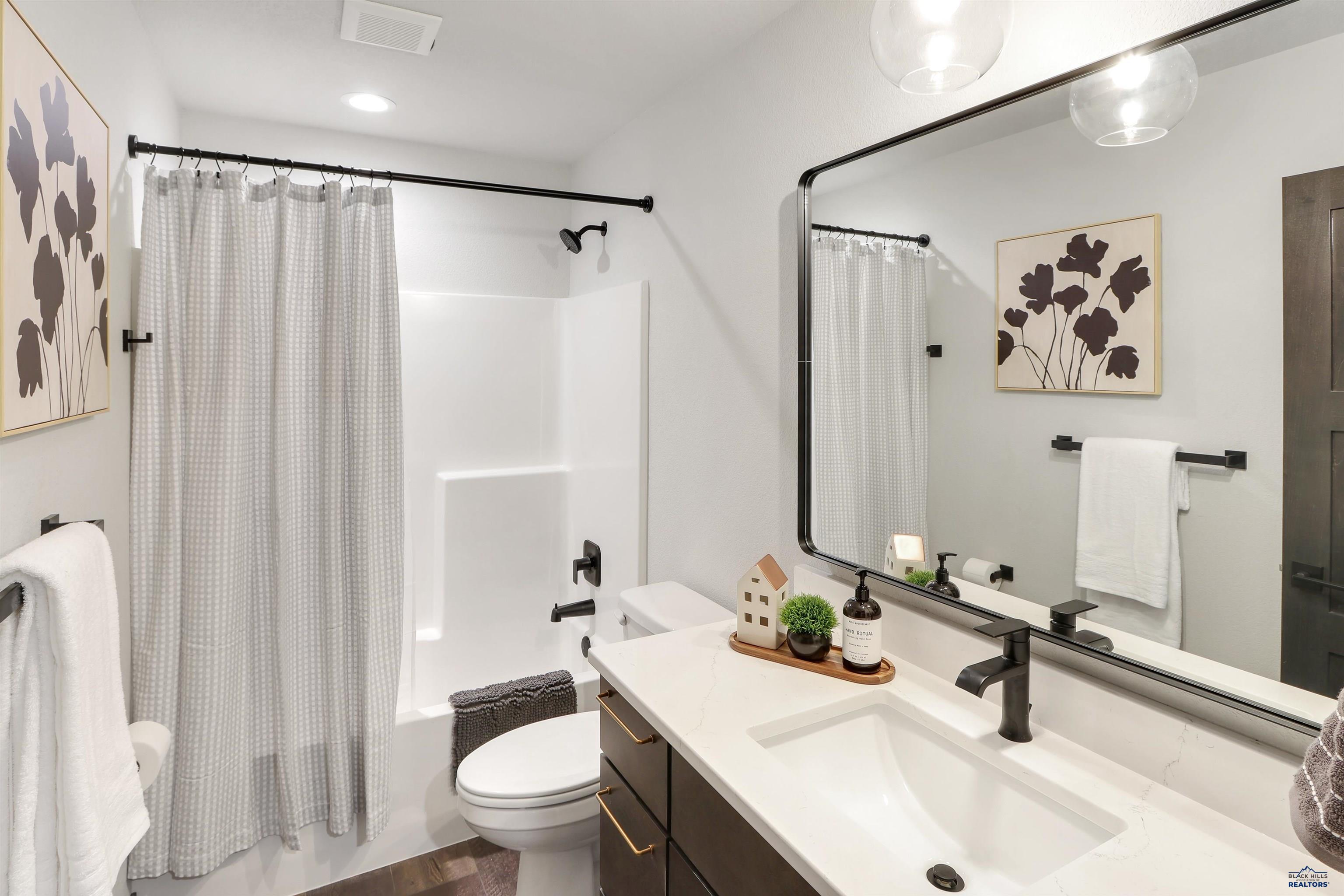 11307 TRAILSIDE LOOP