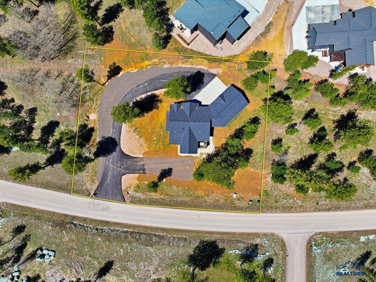 21385 TRAILSIDE RD