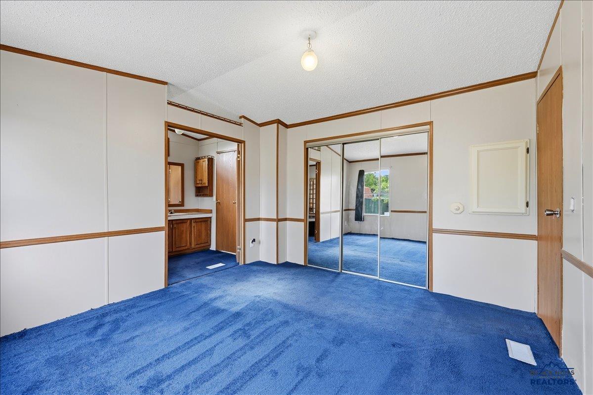 1316 SPEARFISH MOUNTAIN LN