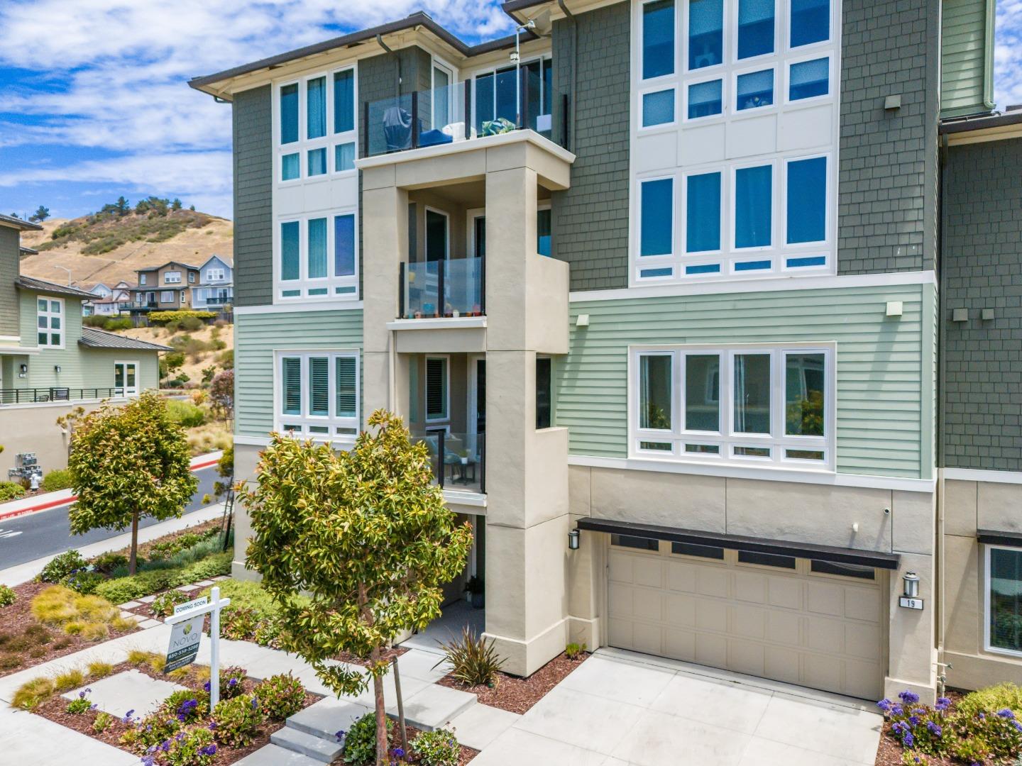 19 Waterline Place