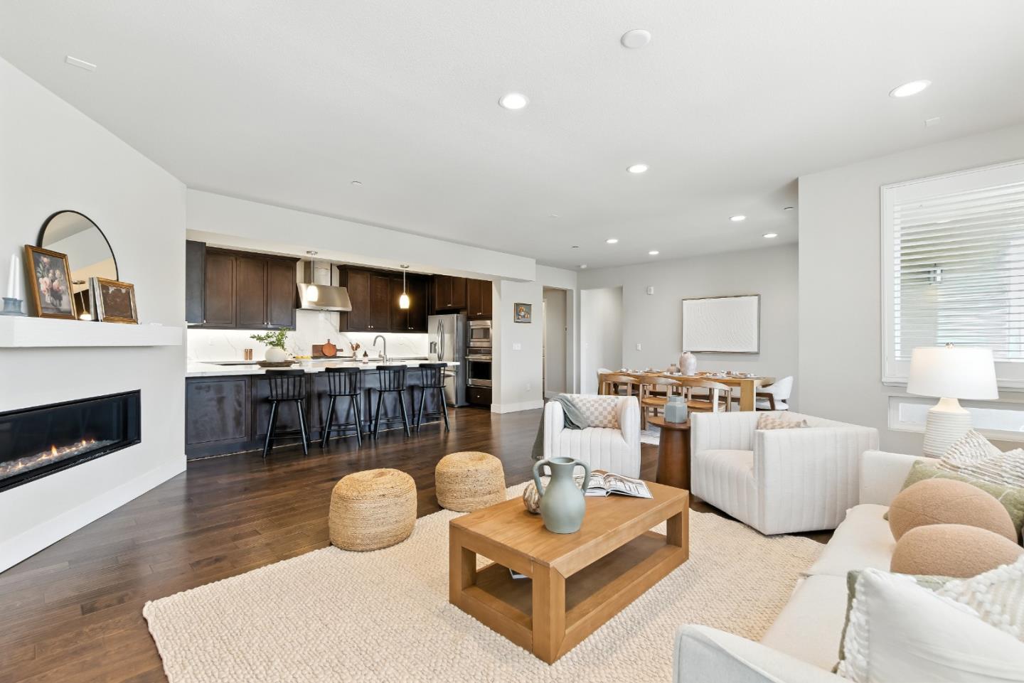 19 Waterline Place