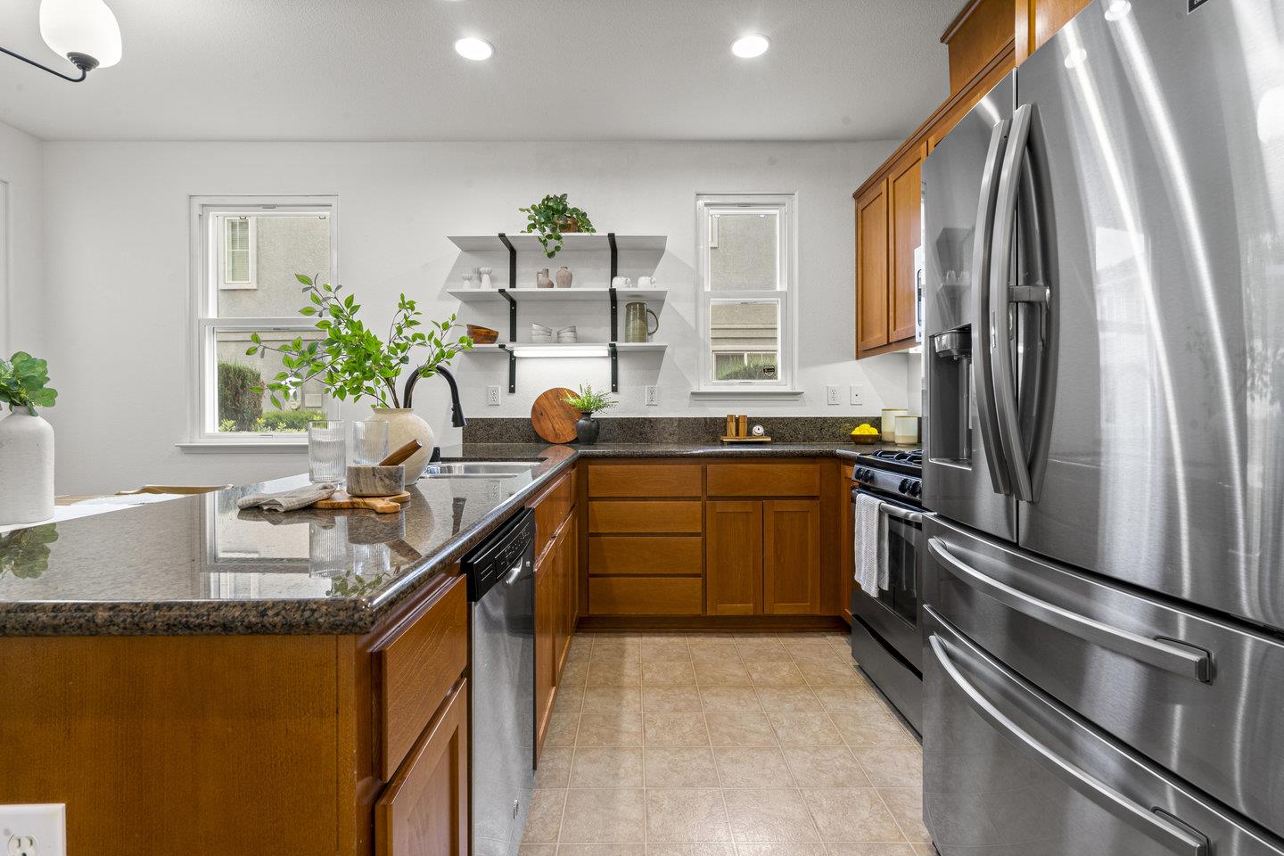 1042 Old Oak Lane