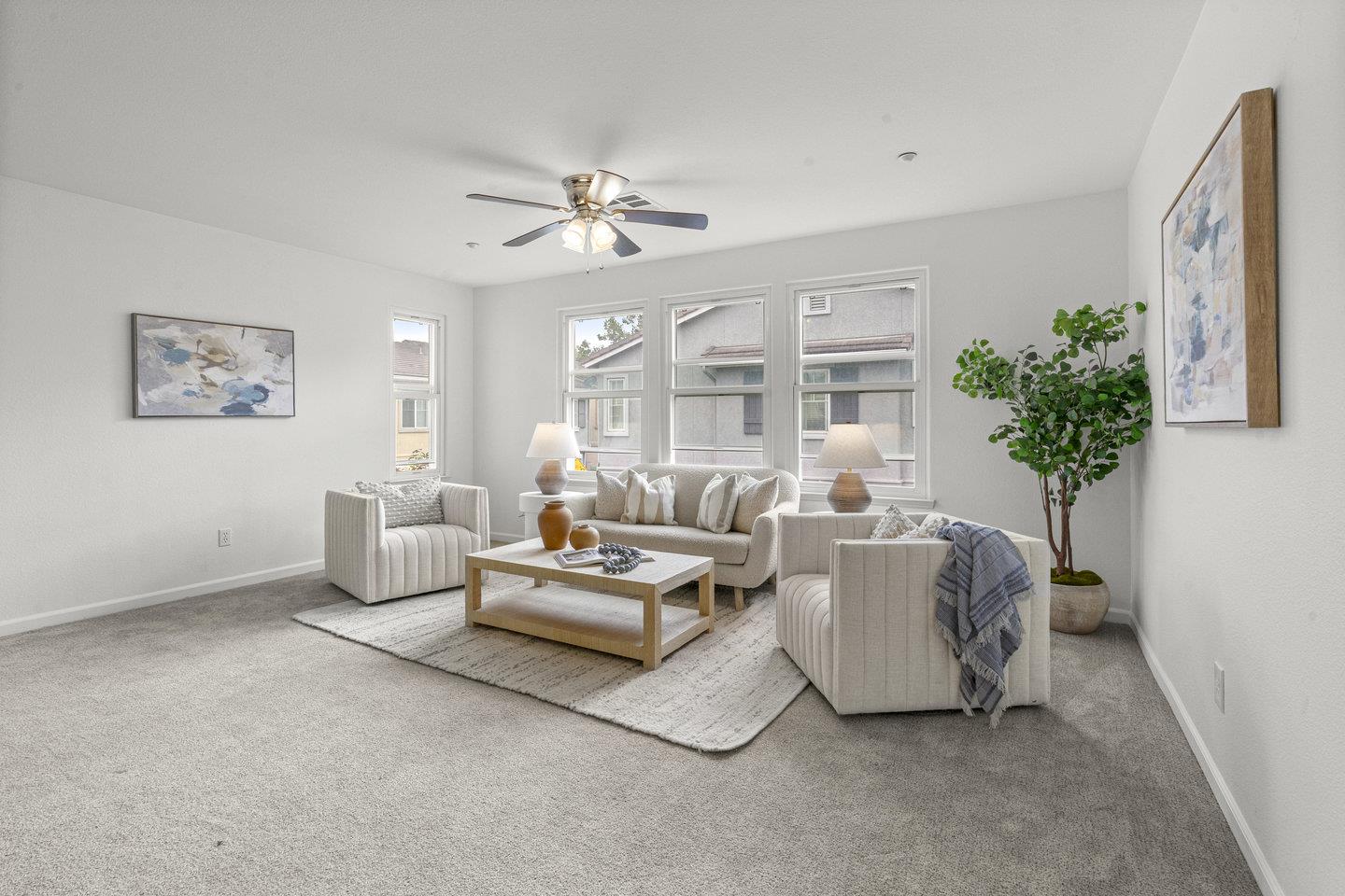 1042 Old Oak Lane
