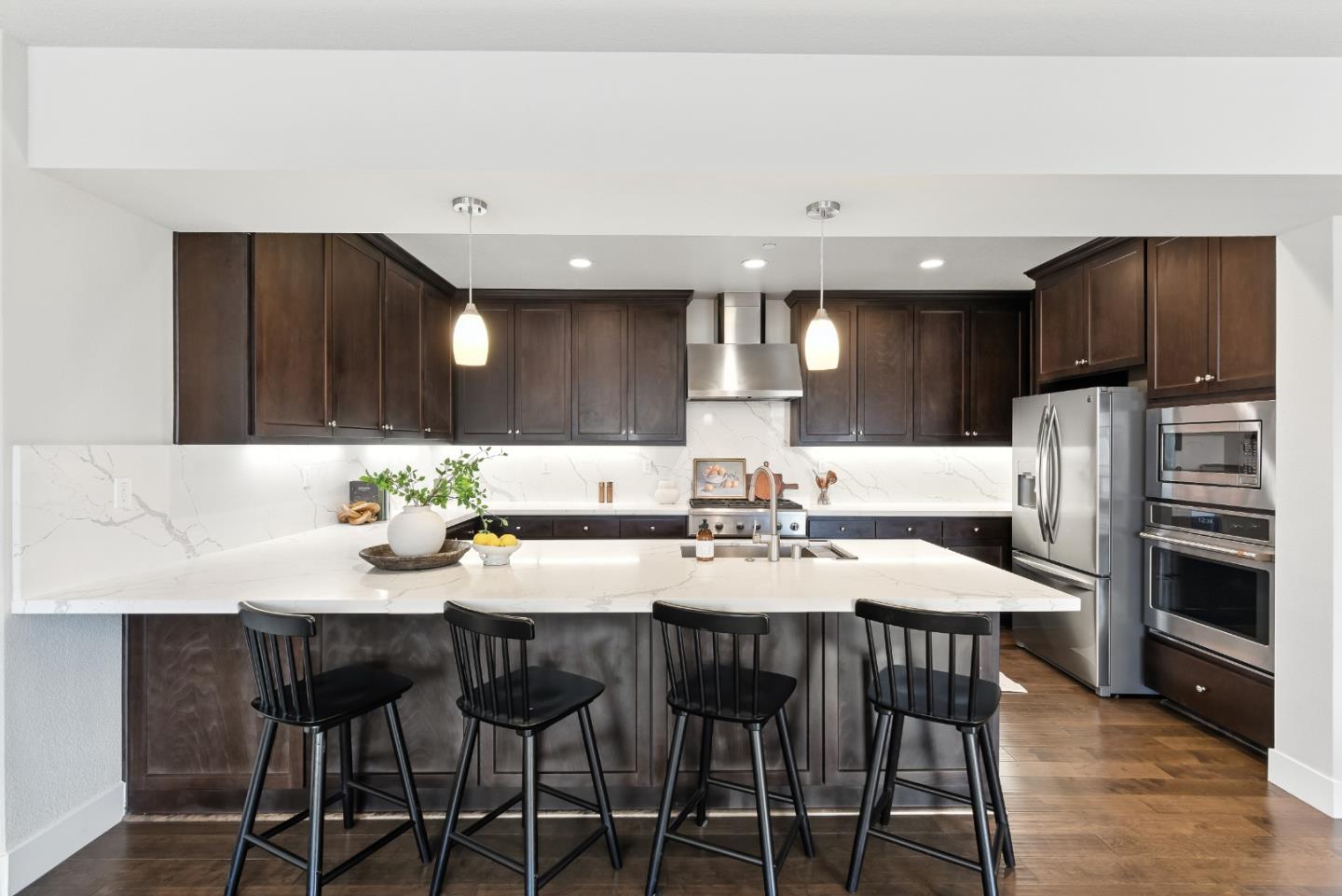 19 Waterline Place