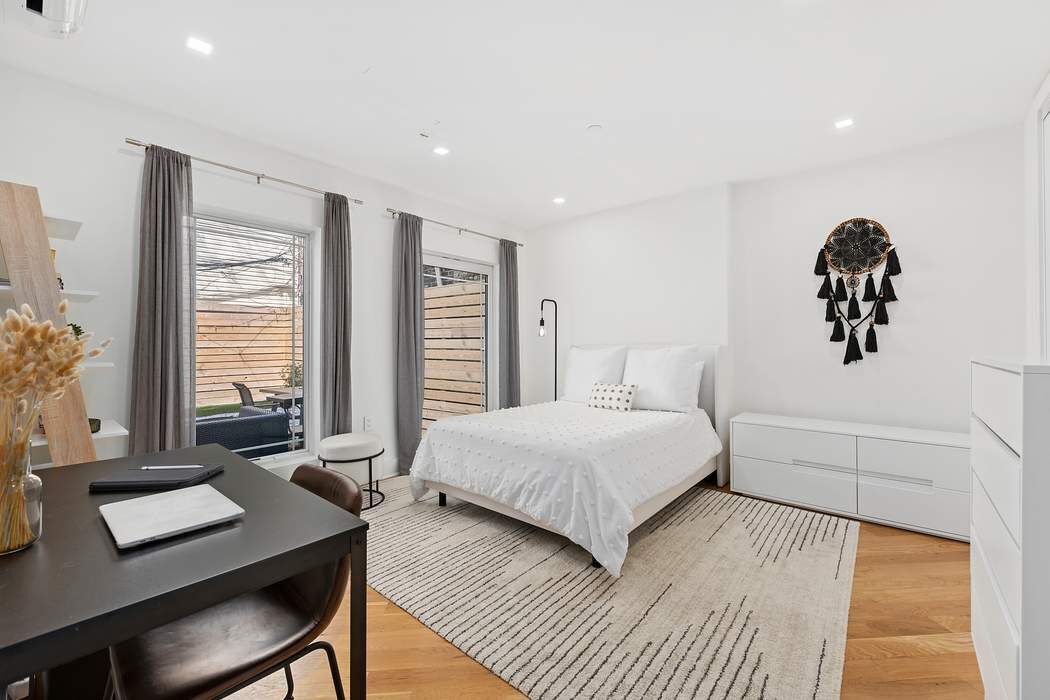 571 Lafayette Avenue 1