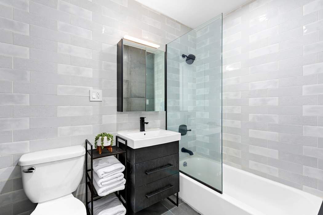 571 Lafayette Avenue 1