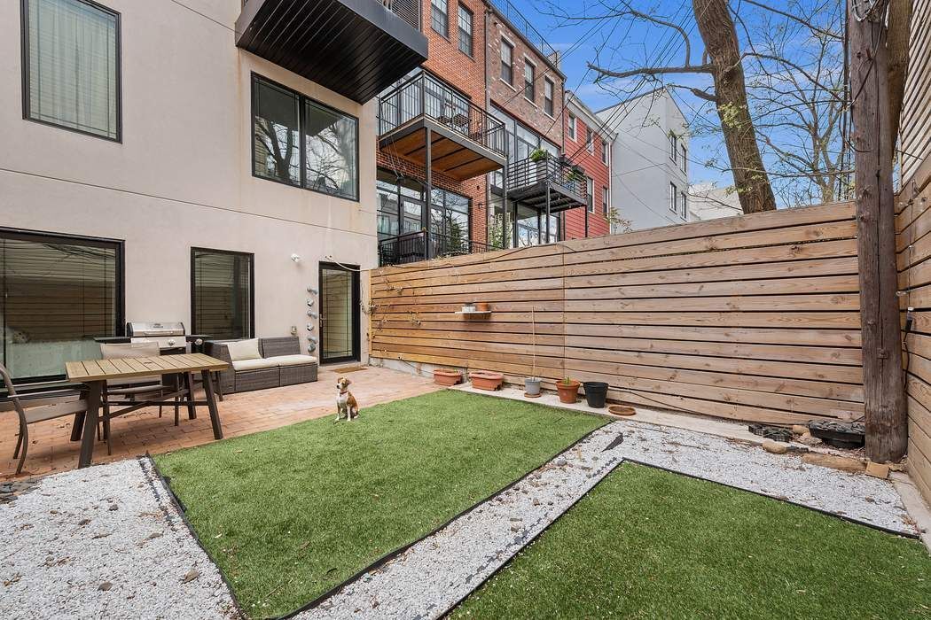 571 Lafayette Avenue 1