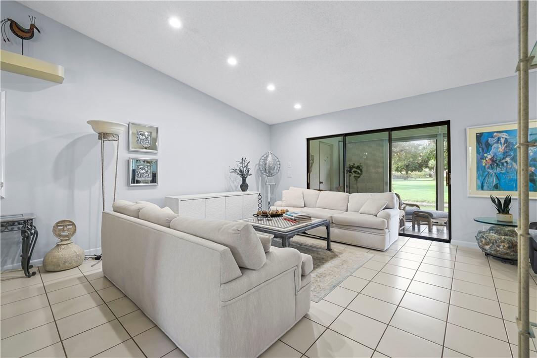 10788 Waterberry Dr