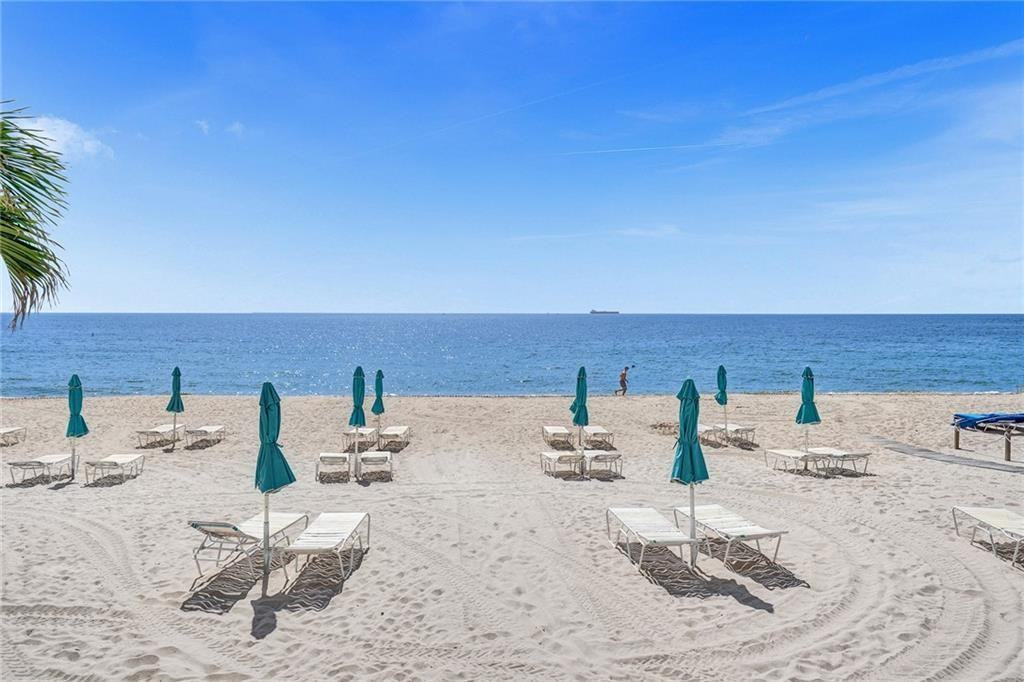 3750 Galt Ocean Dr 804