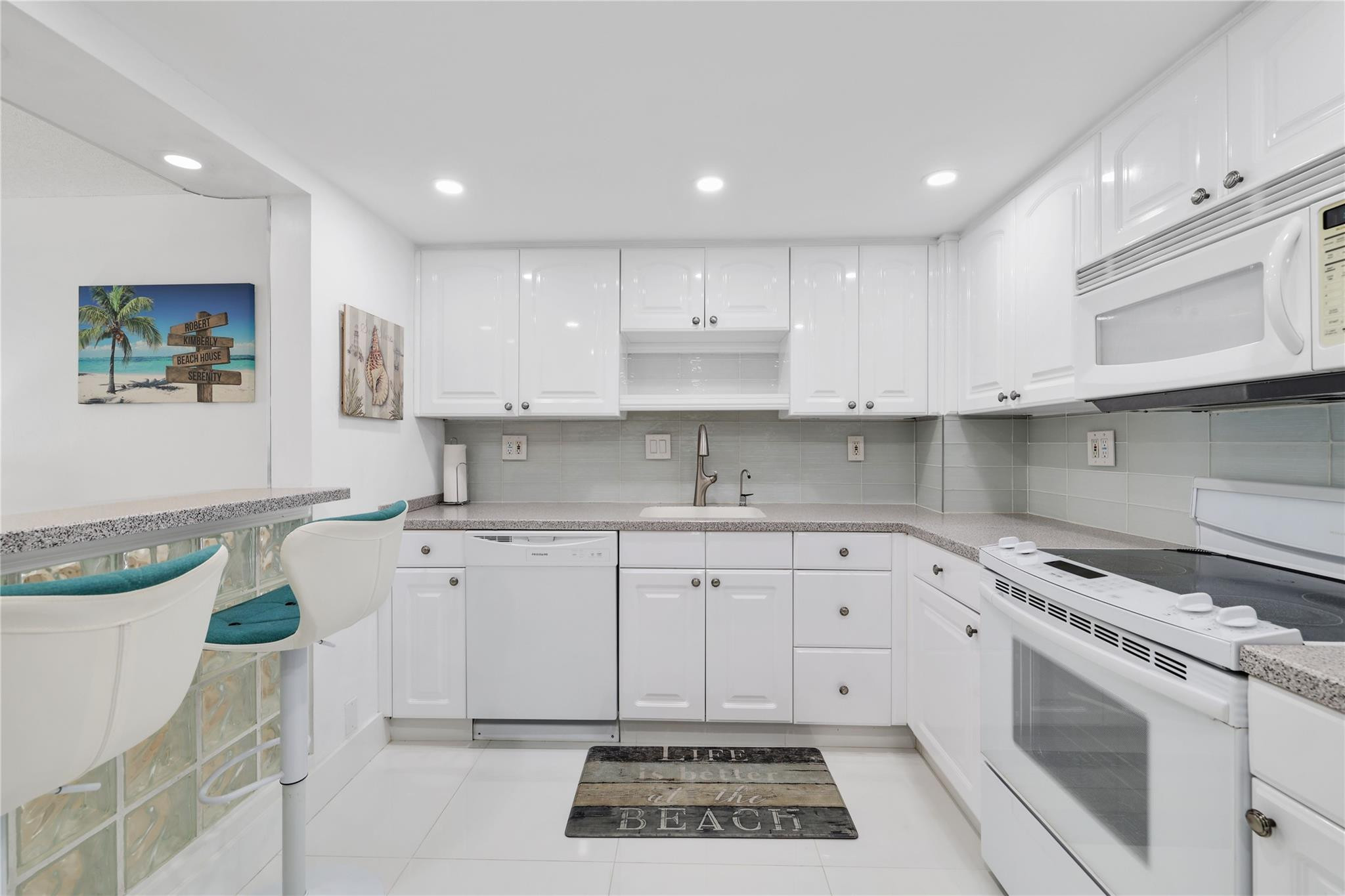 3750 Galt Ocean Dr 804