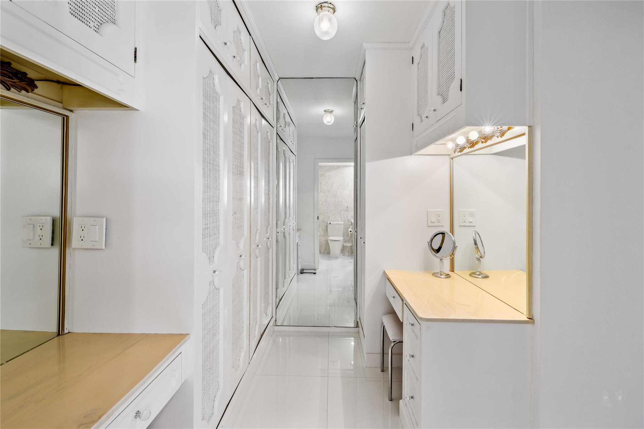 4010 Galt Ocean Dr 803