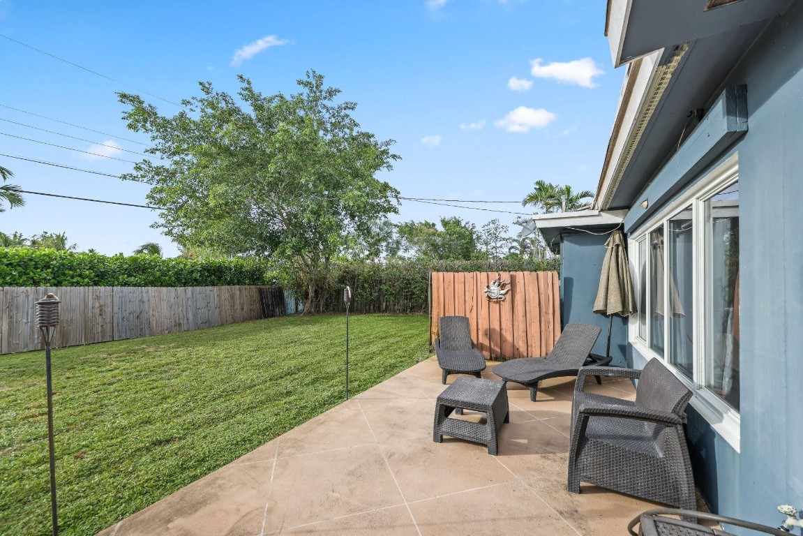 445 NW 5th Ave