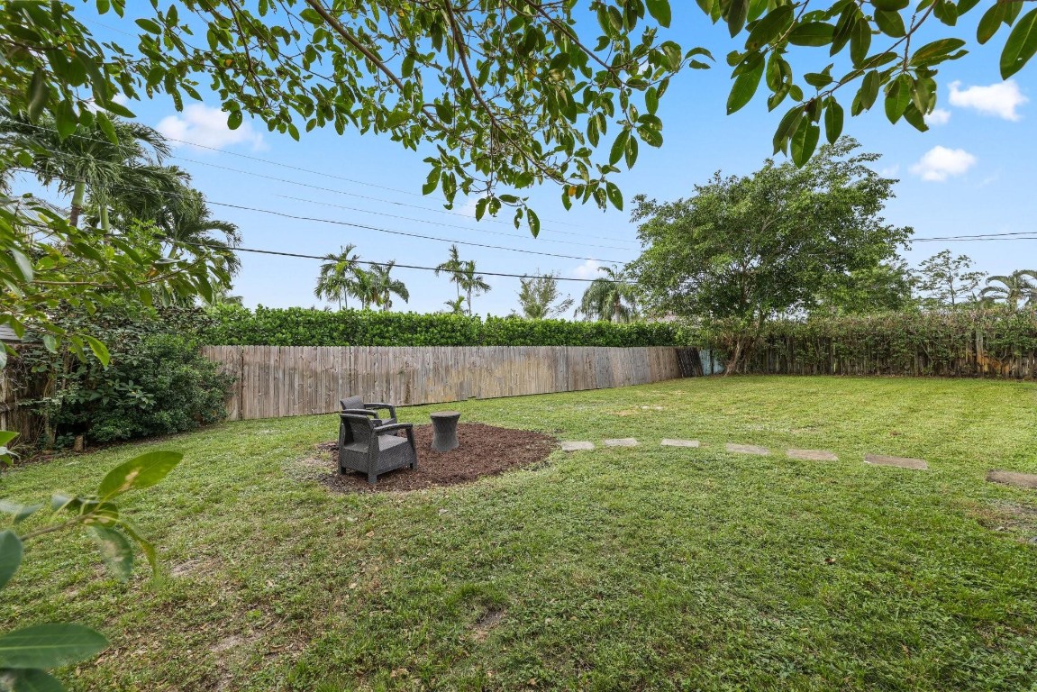 445 NW 5th Ave