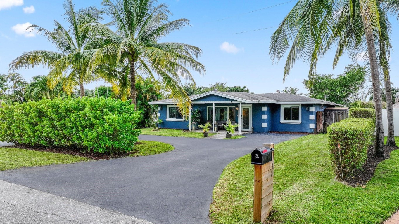 445 NW 5th Ave
