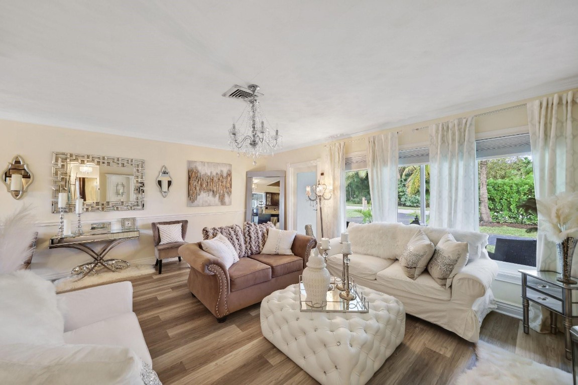 445 NW 5th Ave