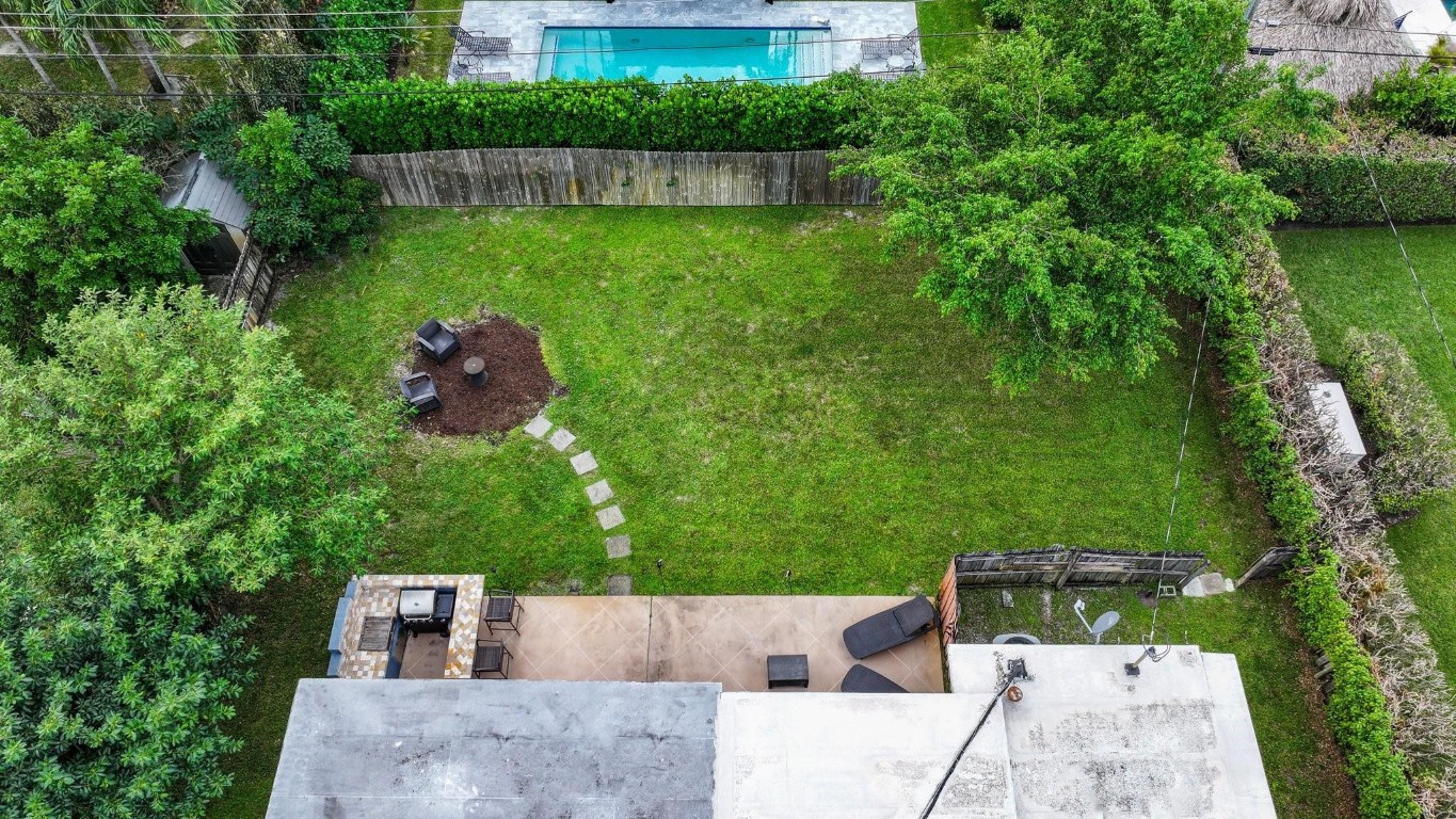 445 NW 5th Ave