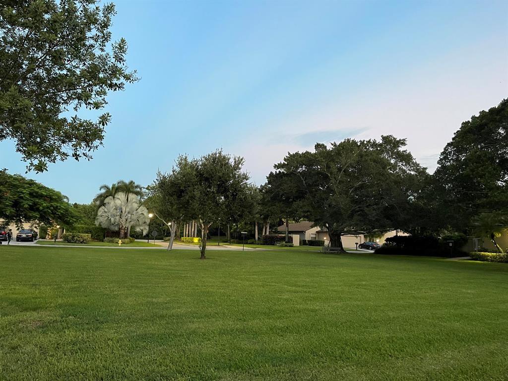 7 Ironwood Way