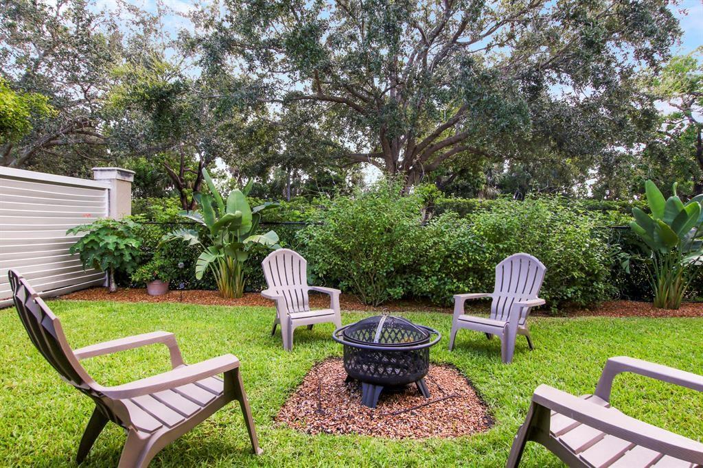 7 Ironwood Way