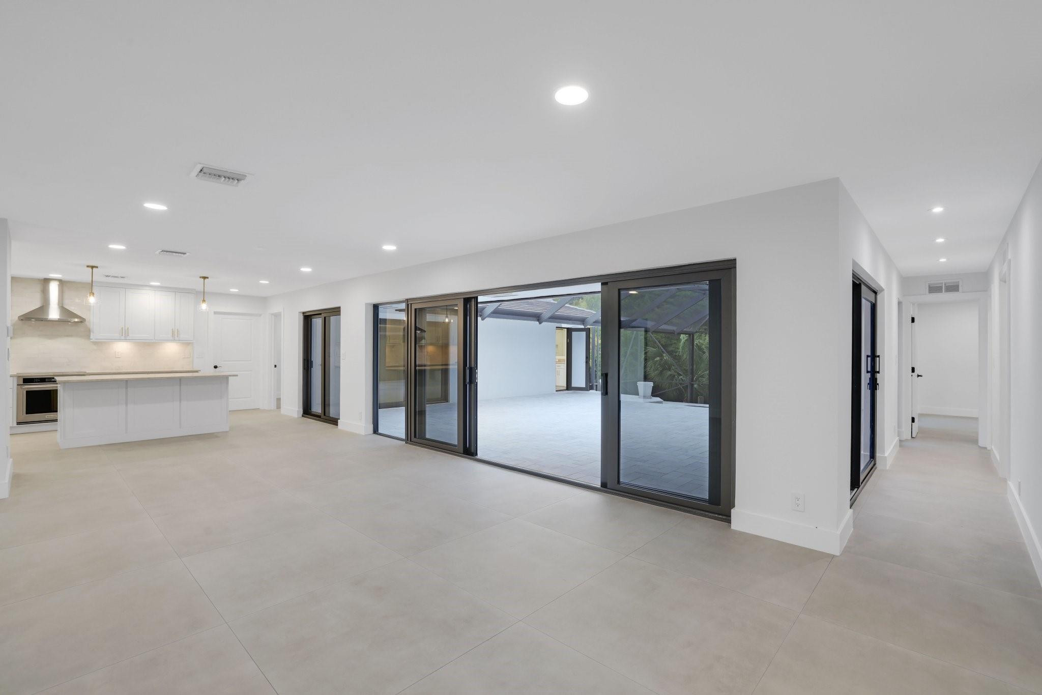 550 SW 6th Avenue