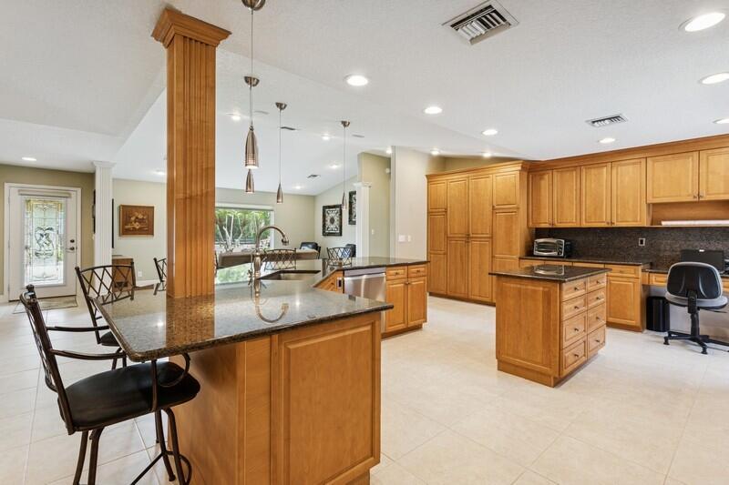 16845 128th Trail N