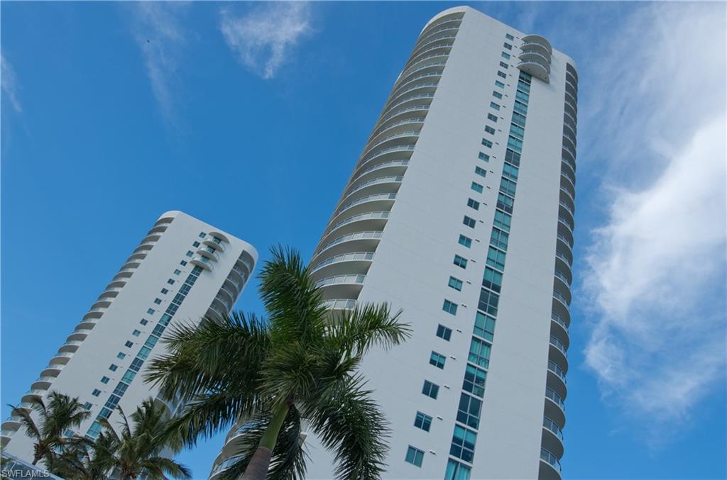 3000 Oasis Grand BLVD # 2107