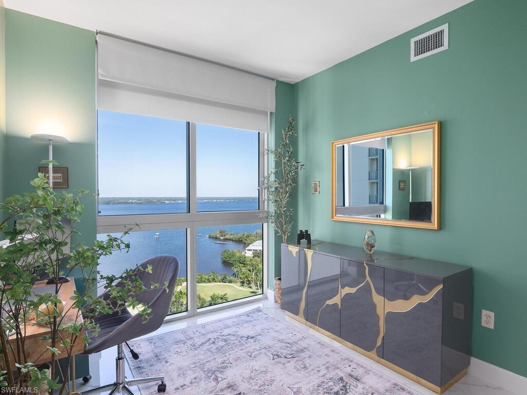 3000 Oasis Grand BLVD # 2107