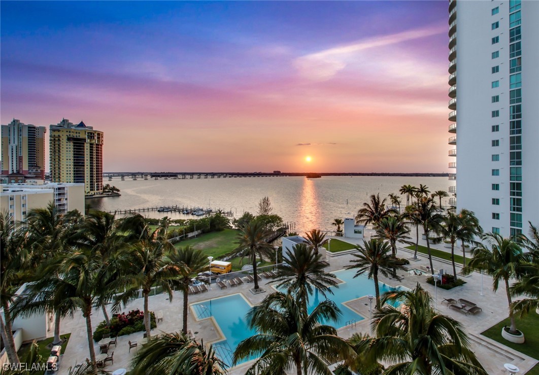 3000 Oasis Grand BLVD 2107