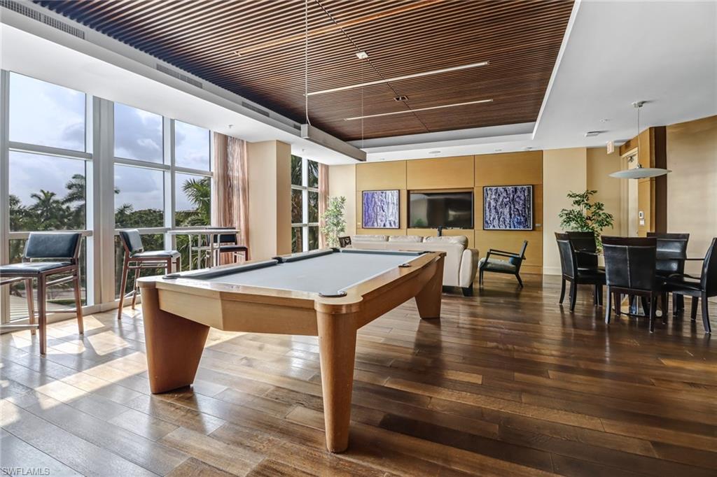 3000 Oasis Grand BLVD # 2107