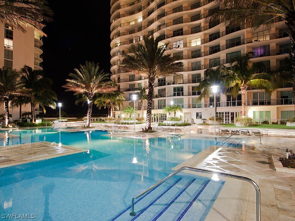 3000 Oasis Grand BLVD 2107