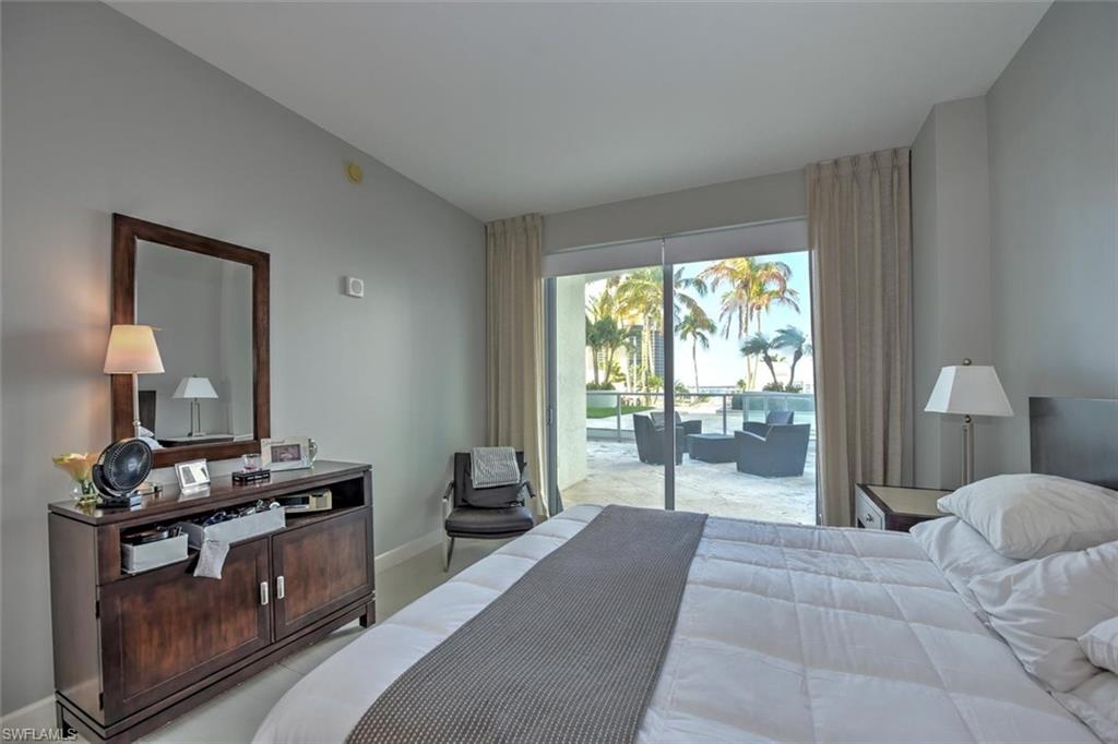 3000 Oasis Grand BLVD # 407