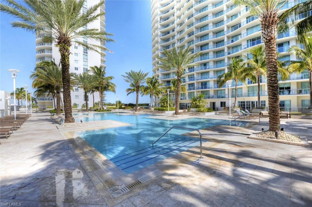 3000 Oasis Grand BLVD # 407