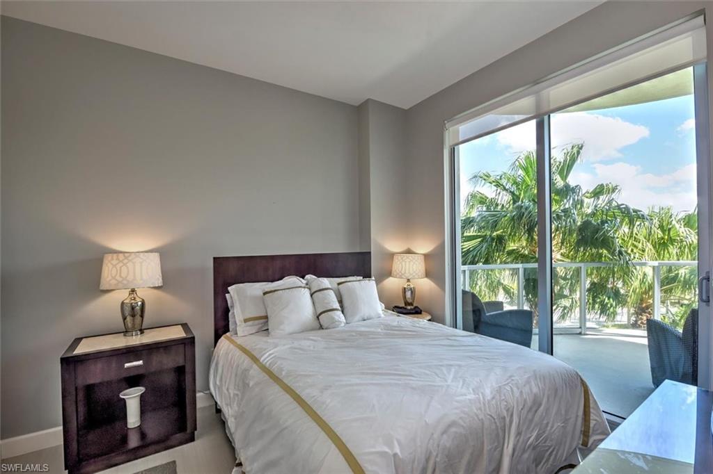 3000 Oasis Grand BLVD # 407