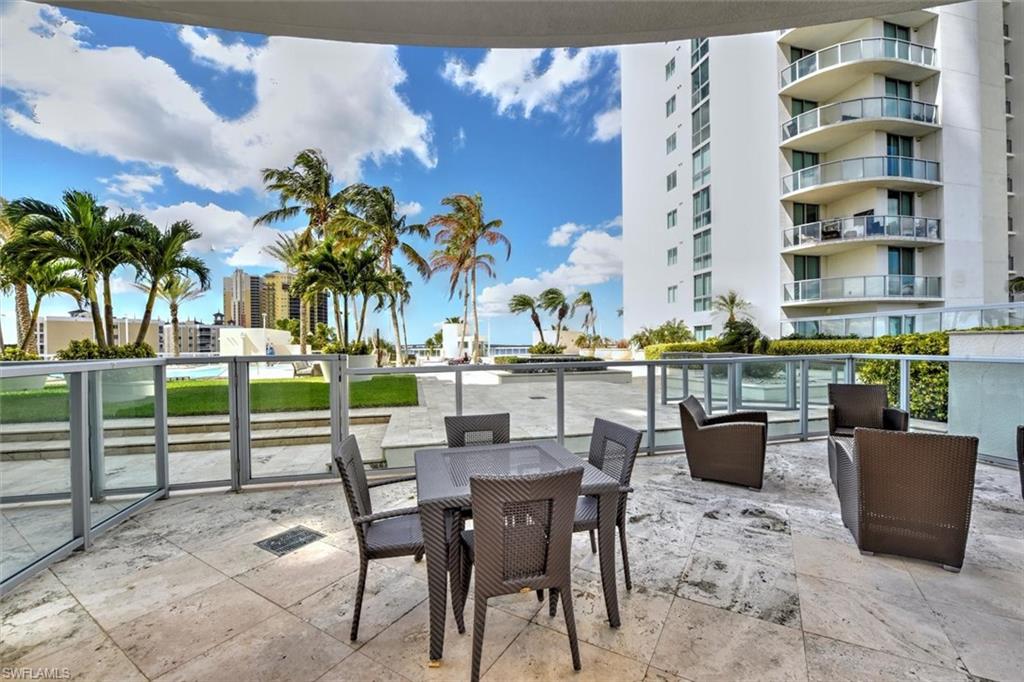 3000 Oasis Grand BLVD # 407