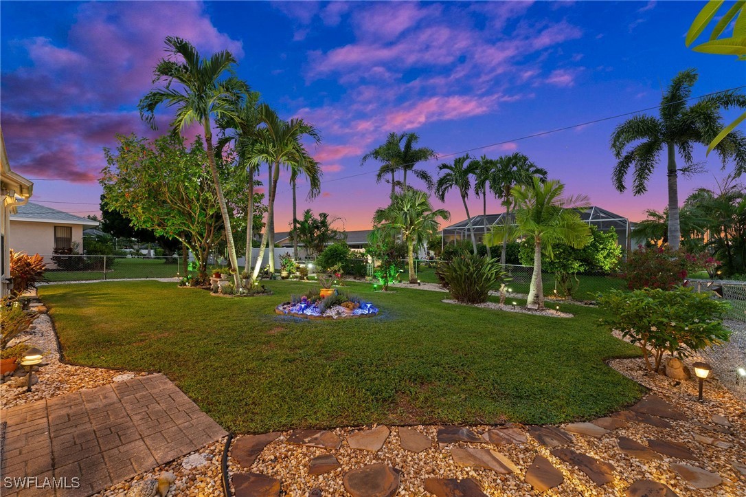 3930 SW 26th CT