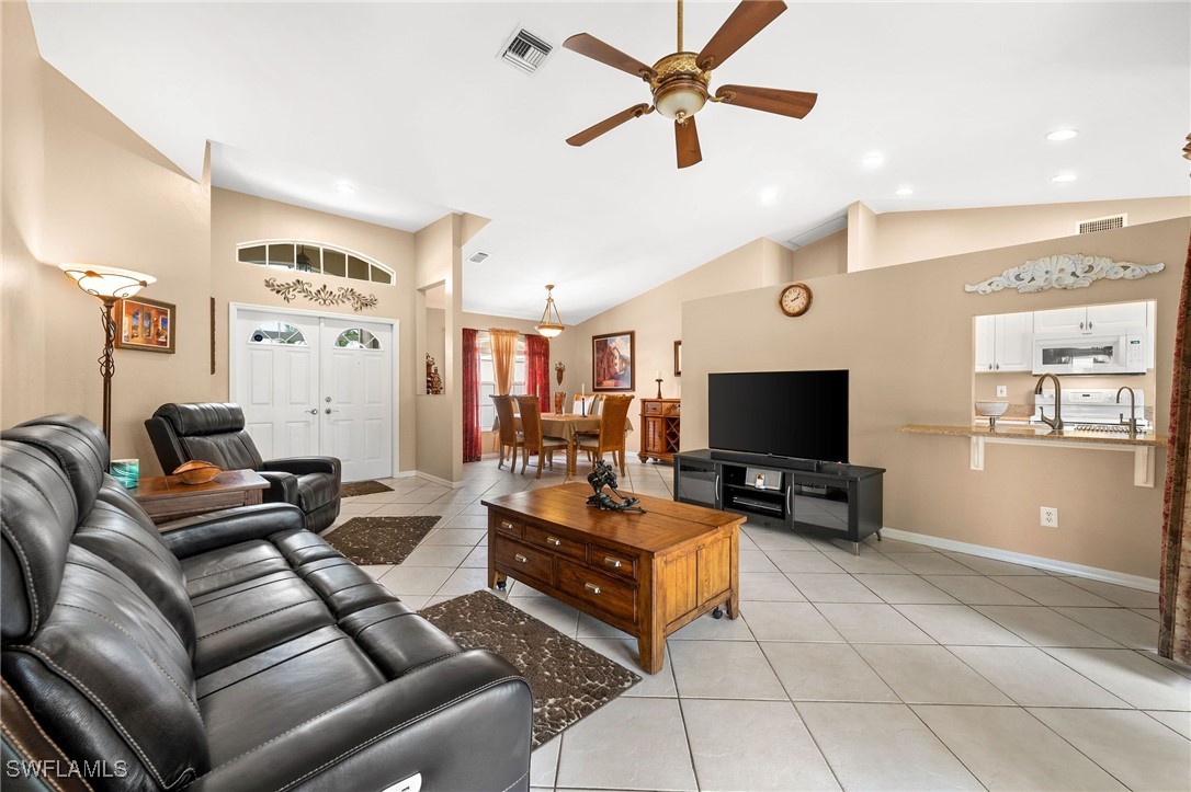 3930 SW 26th CT
