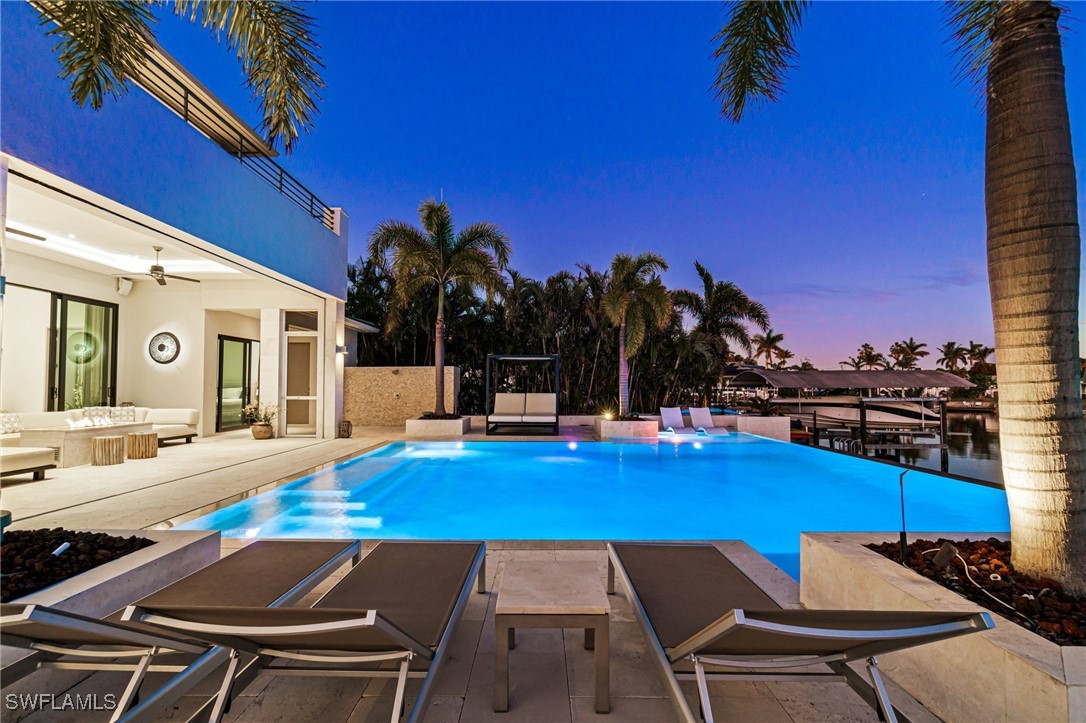 4959 Seville CT