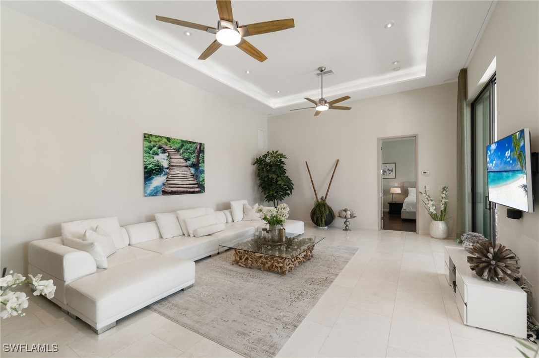 4959 Seville CT