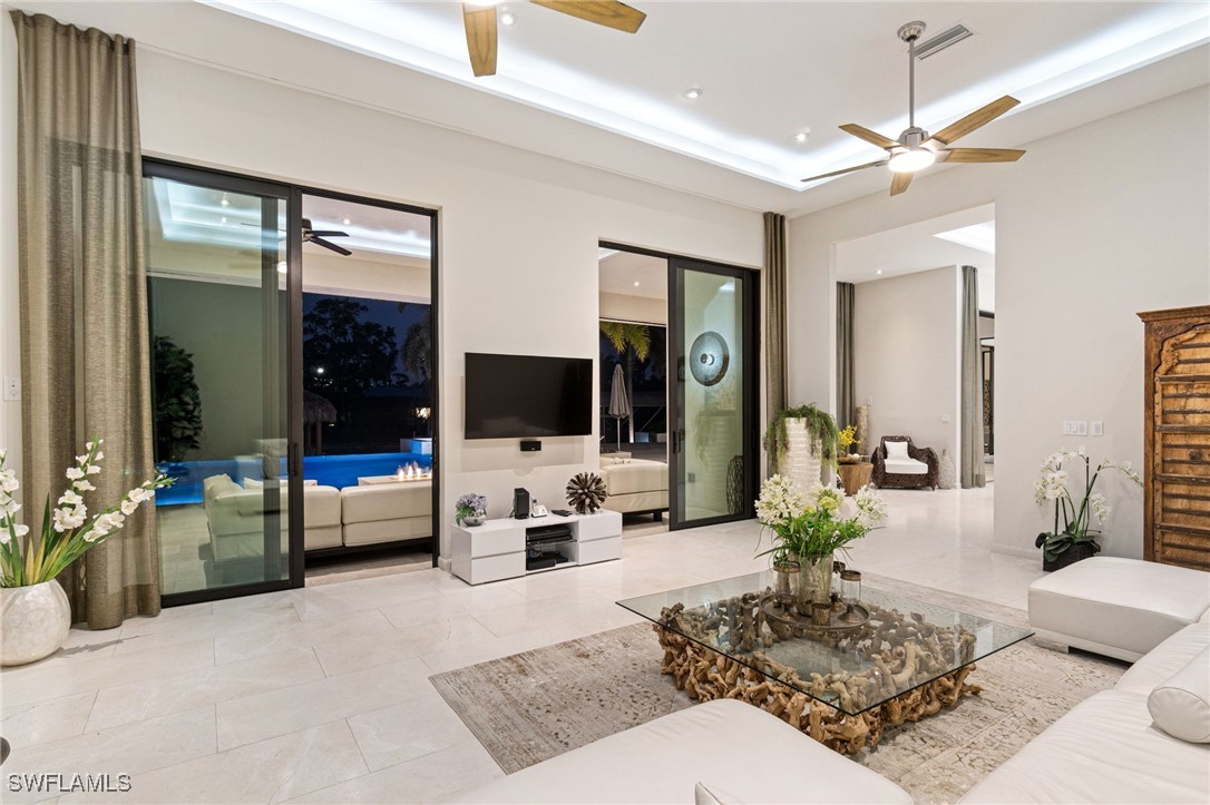 4959 Seville CT