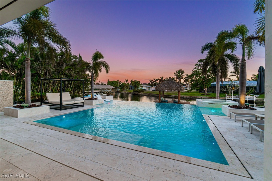 4959 Seville CT