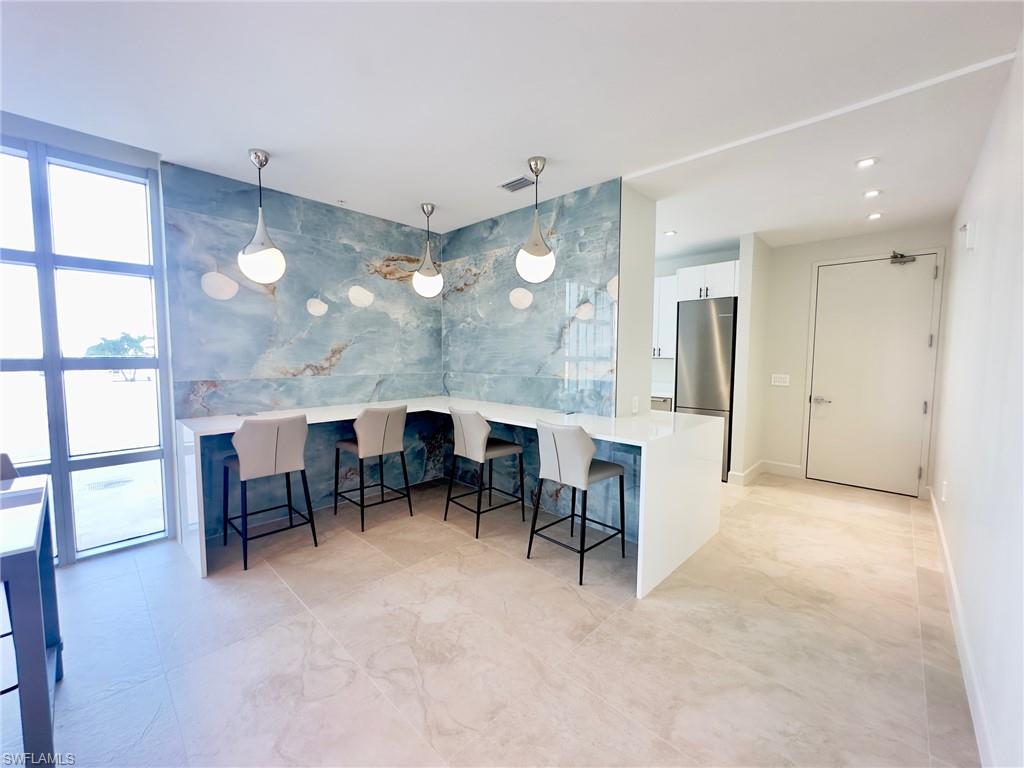 3000 Oasis Grand BLVD Unit: MPH7