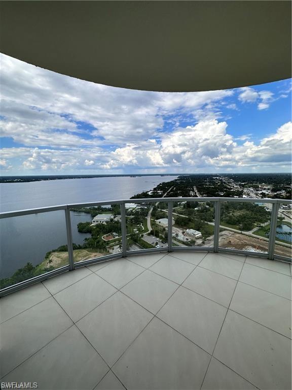 3000 Oasis Grand BLVD Unit: MPH7