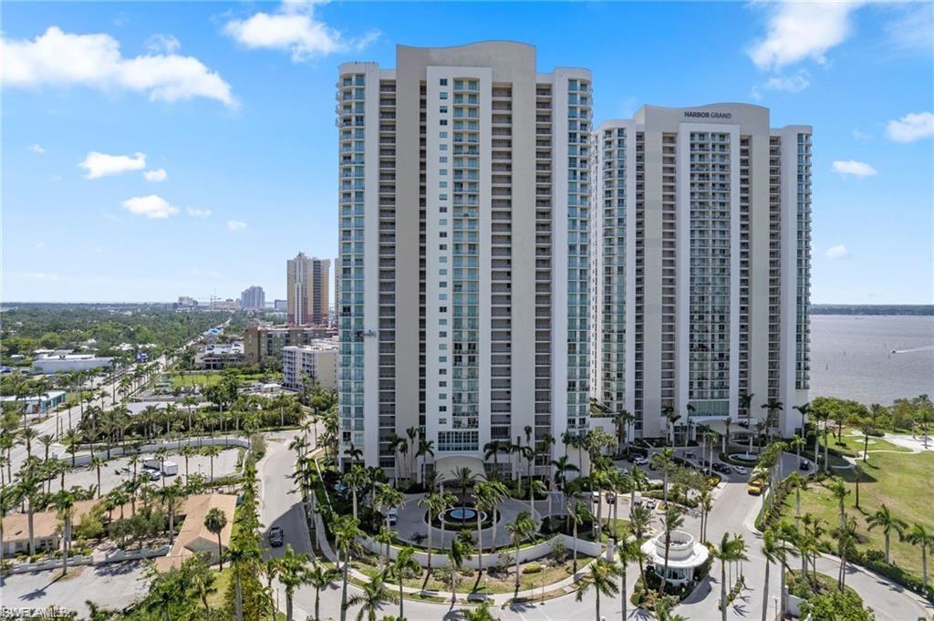 3000 Oasis Grand BLVD Unit: MPH7