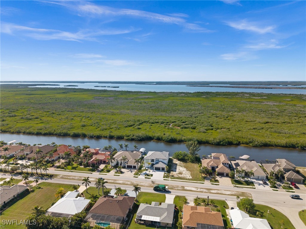 3512 Surfside BLVD